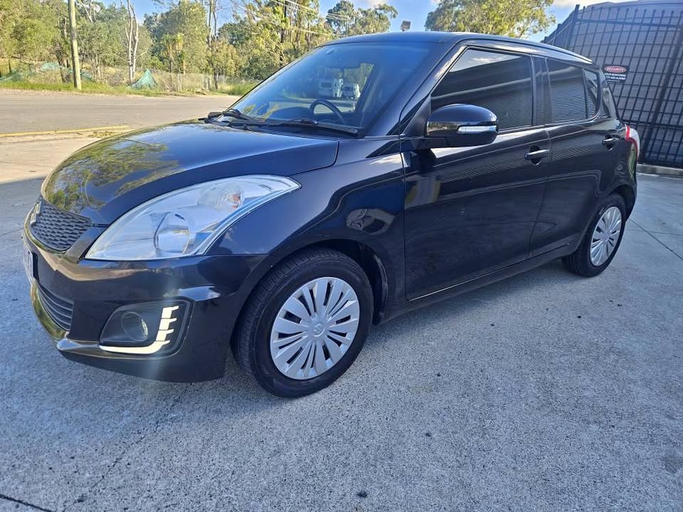 2015 Suzuki Swift auto- finance now 1.jpg